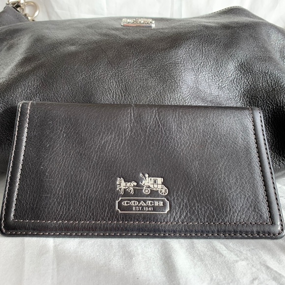 Coach Polished Black Leather Foldover Wallet - Picture 1 of 4